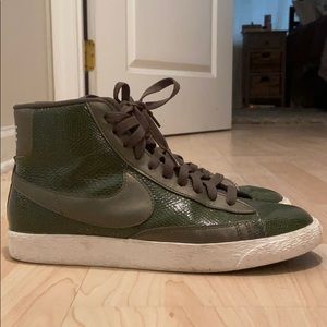 Nike High-Top Sneakers (Green Snakeskin)